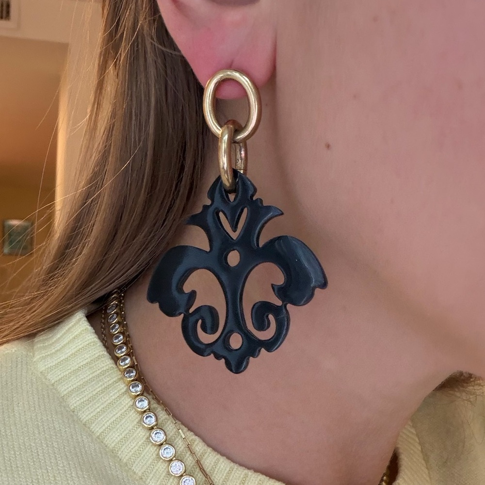 Elegant Black and Gold Fleur de Lis Dangle Earrings